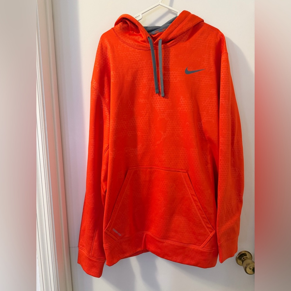 Nike Orange Therma-Fit Hoodie with Gray Logo in Men’s XXL